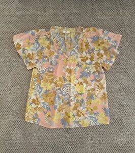 Entro Floral Top